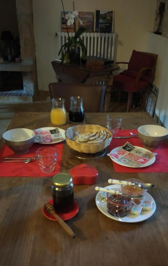 Chez Sylvie, Chambre Calme Saint-Leon-sur-Vezere Kültér fotó